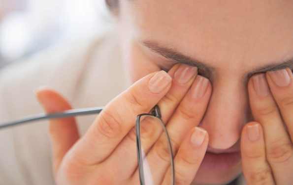 Il prezzo per una operazione volta a correggere lo astigmatismo varia in funzione della tecnica scelta.